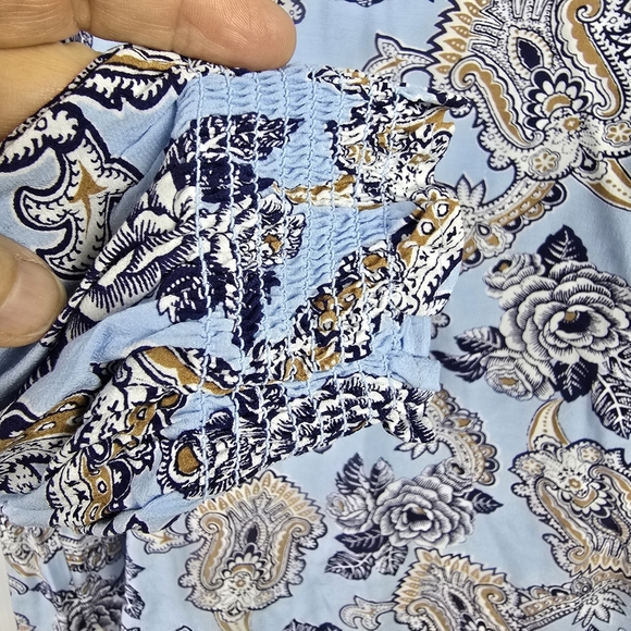 Talbots Smocked Cuff Popver -Medallion Rose V-Neck Long Sleeve Blouse Size XL - Picture 6 of 14